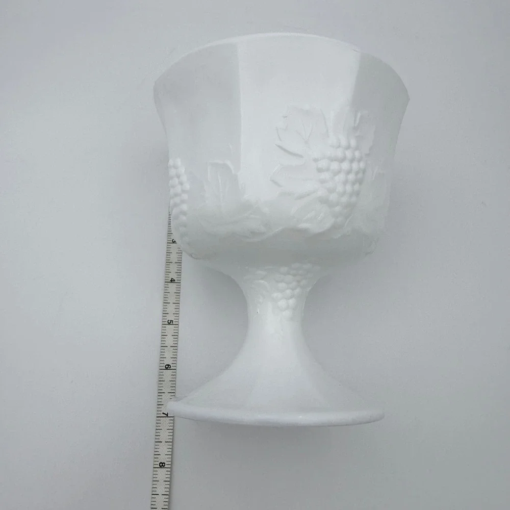 Vintage Milk Glass Grape‎ Pedestal Bowl Compote White Scalloped Dish